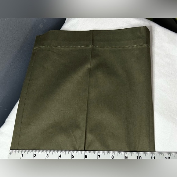 Banana Republic Womens 8 Cruz Pleated Wide Leg Chino Pants Olive Green Belted - Picture 11 of 16